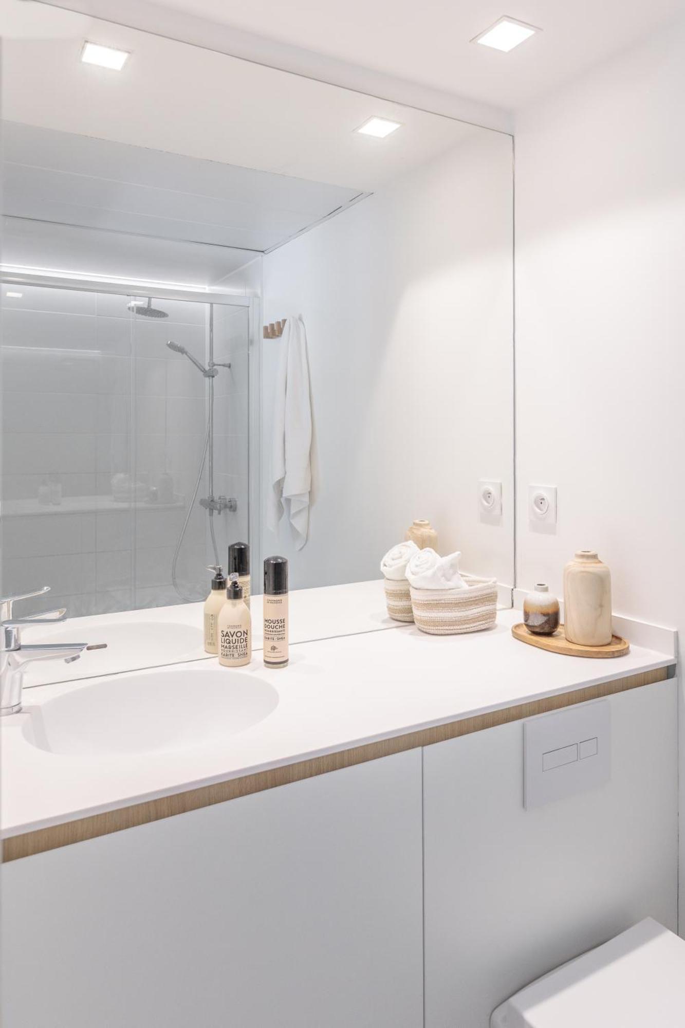 Les Appartements Et Chambres De Montpellier Exteriör bild