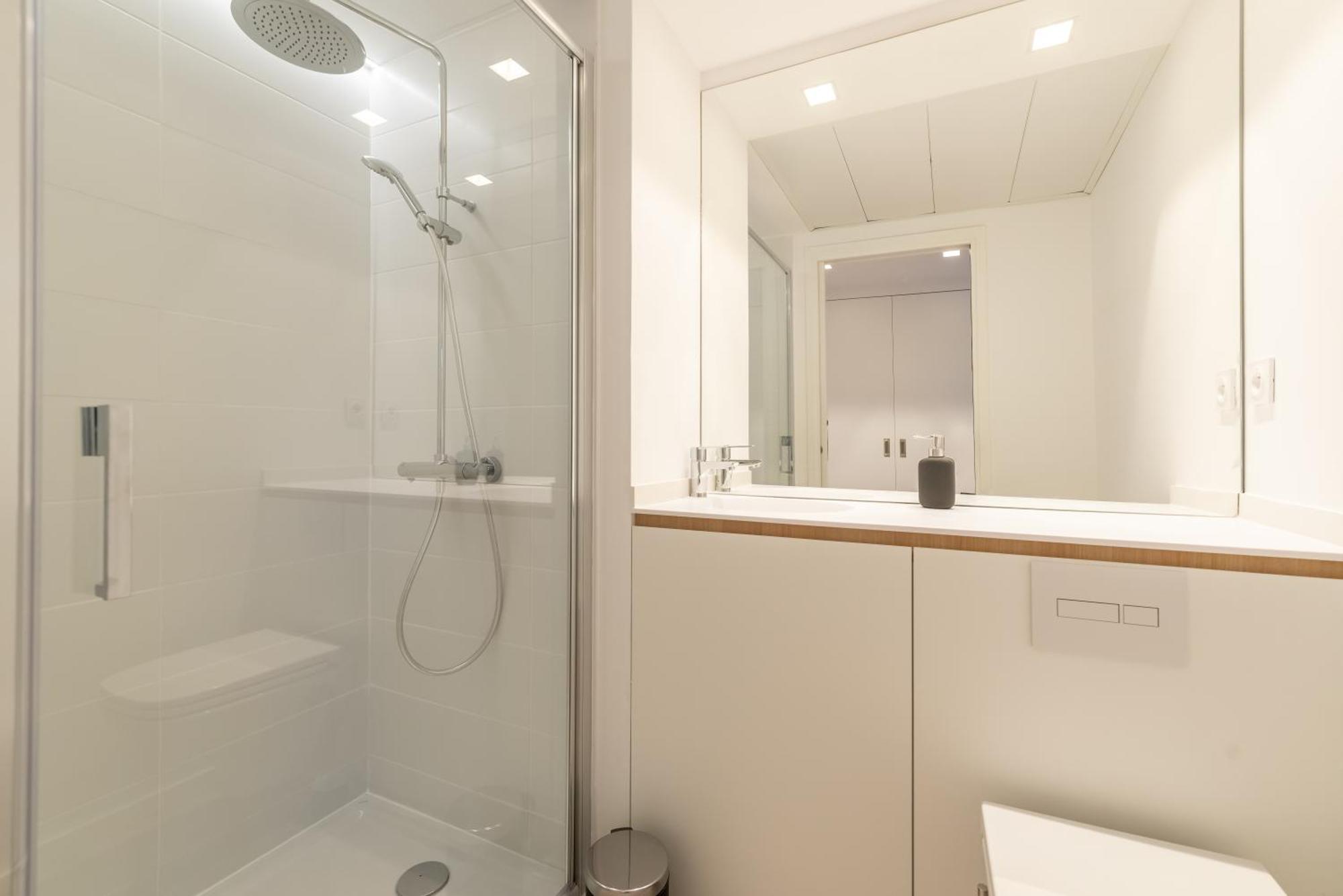Les Appartements Et Chambres De Montpellier Exteriör bild